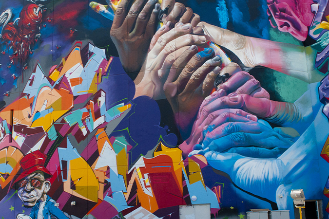 Graffiti kinderkamer handen